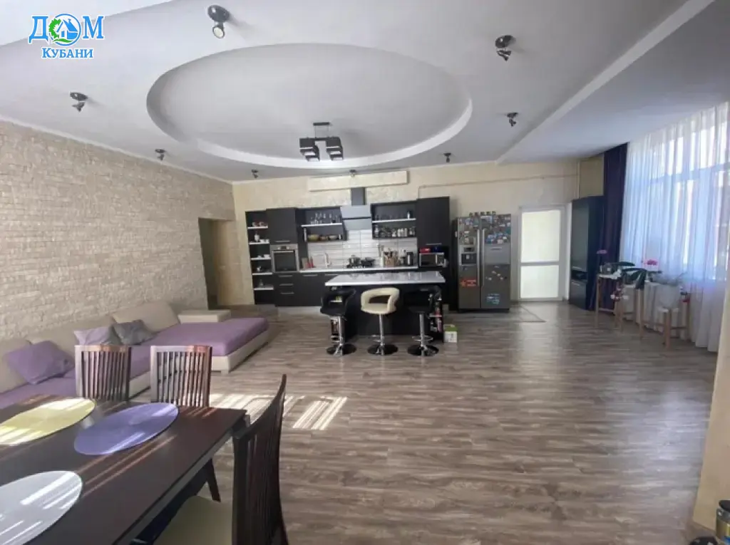Купить 3-комн. Квартиру, 150 м²