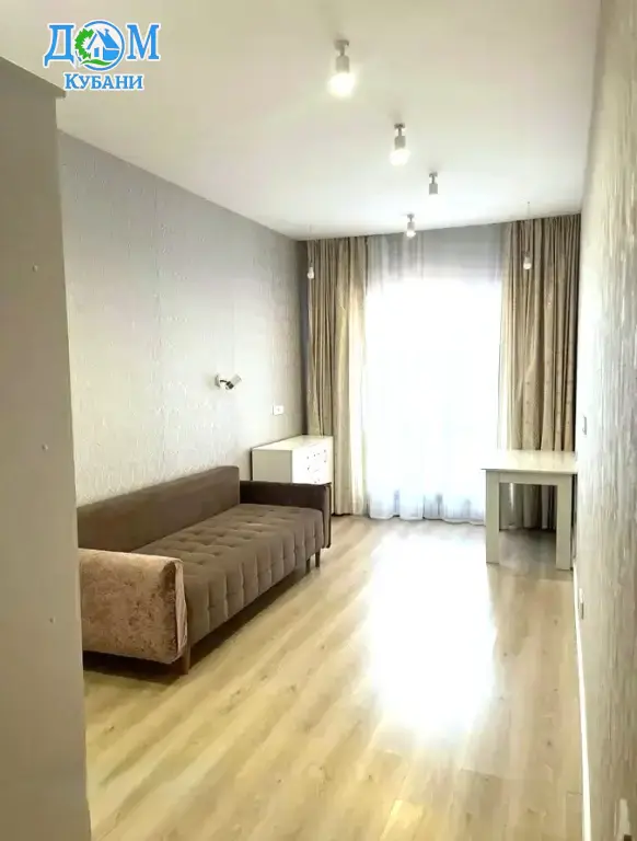 Квартира на длительный срок 55.4 м²,