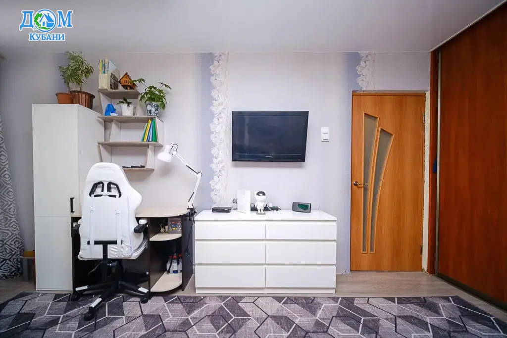 Квартира на длительный срок 37.8 м²,