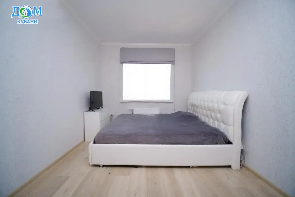 Квартира на длительный срок 98.6 м²,