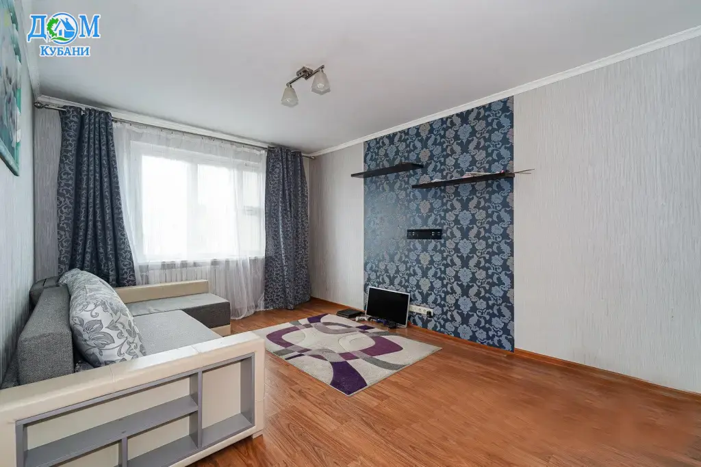 Квартира на длительный срок 41.7 м²,