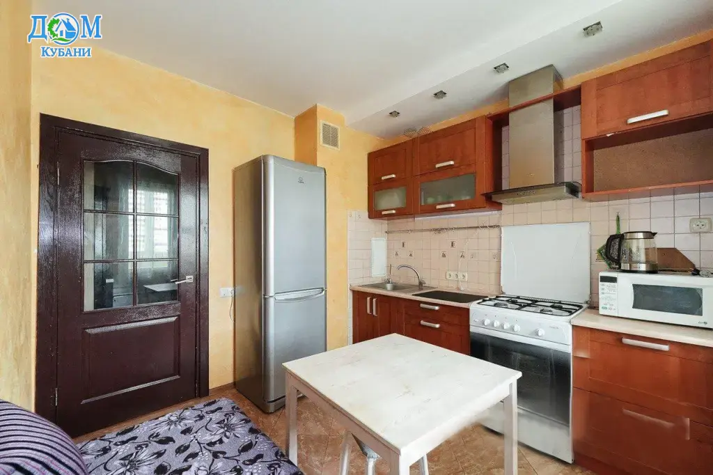 Квартира на длительный срок 41.7 м²,
