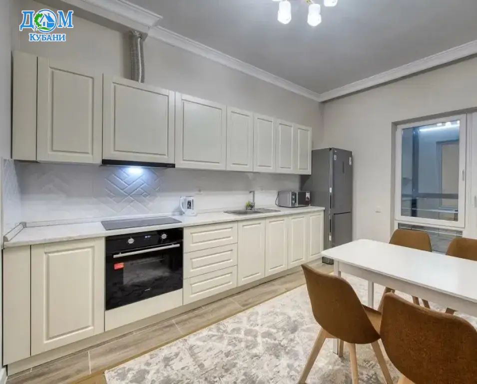 Квартира на длительный срок 68.7 м²,