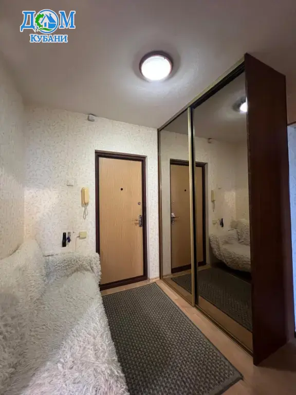 Квартира на длительный срок 55.6 м²,