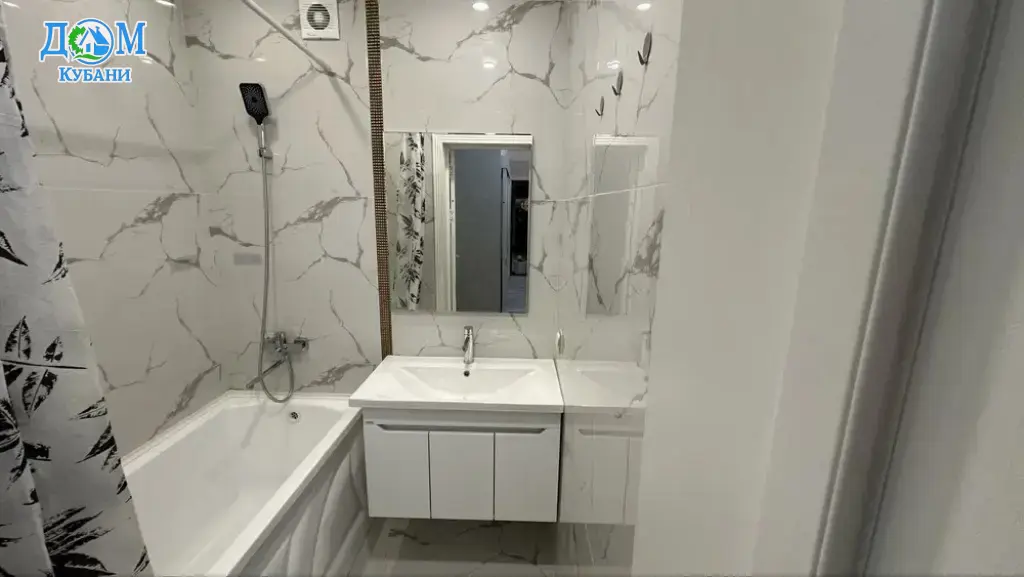 Квартира на длительный срок 62.6 м²,