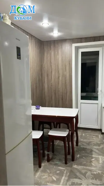 Квартира на длительный срок 65.1 м²,