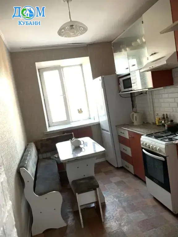 Квартира на длительный срок 37.6 м²,