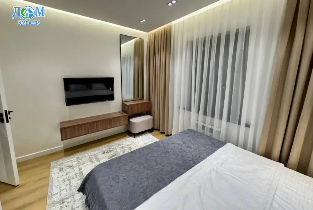 Квартира на длительный срок 60.6 м²,