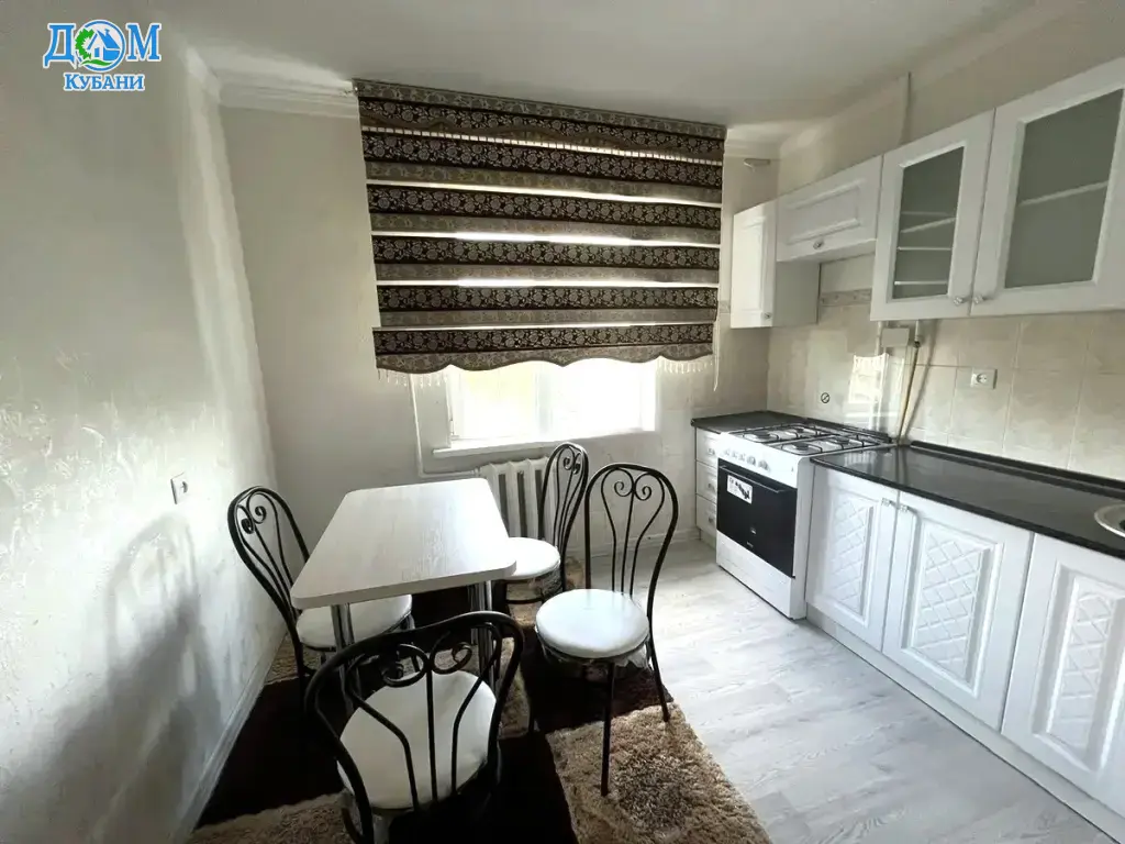 Квартира на длительный срок 48.5 м²,