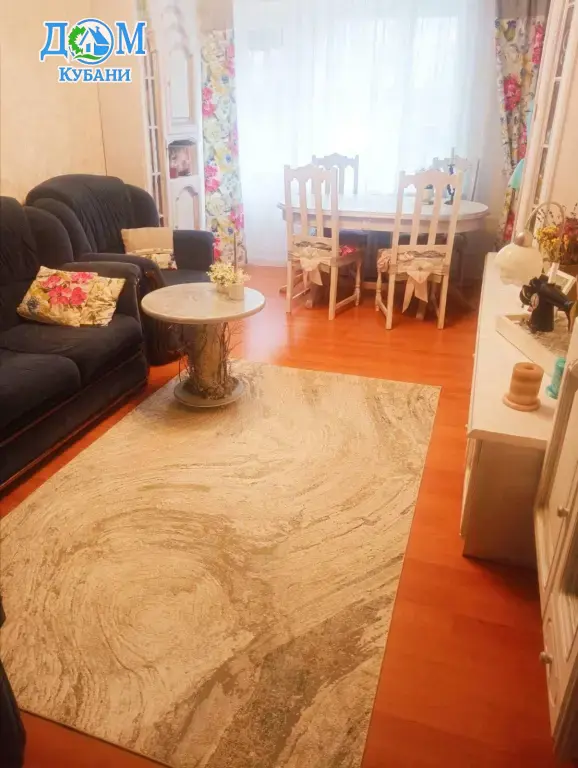 Квартира на длительный срок 51.4 м²,