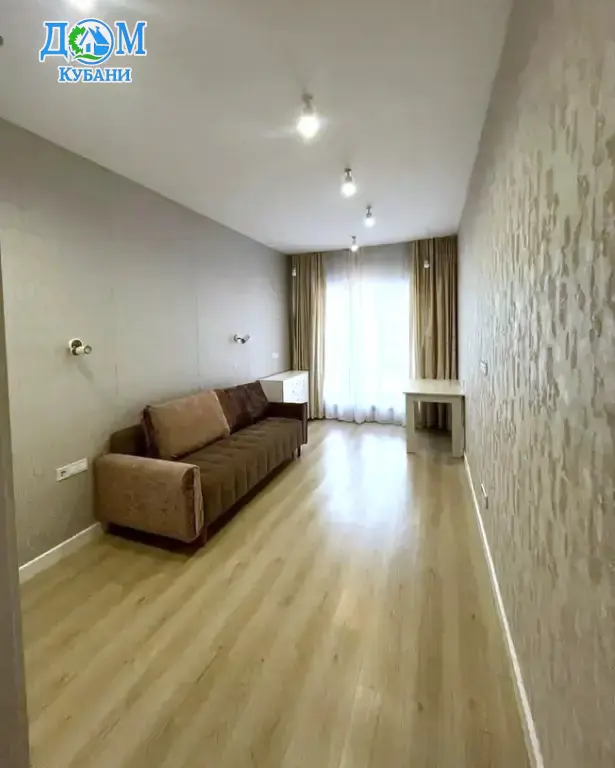 Квартира на длительный срок 55.4 м²,