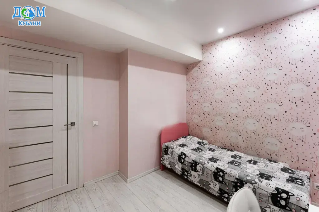 Квартира на длительный срок 76.1 м²,